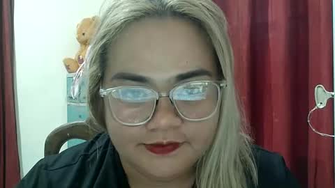 honey032509 online show from December 2, 8:48 am