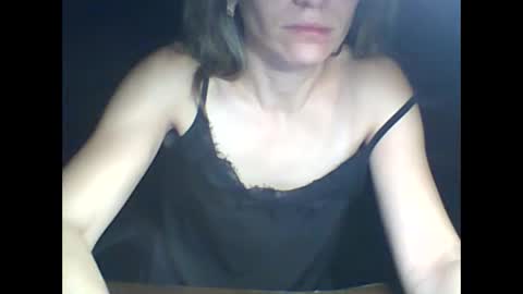 honey0bunny35 online show from December 27, 8:28 pm