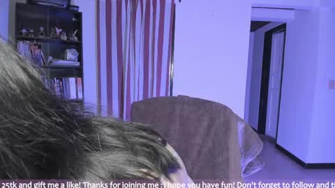Lau online show from May 22, 2:42 am