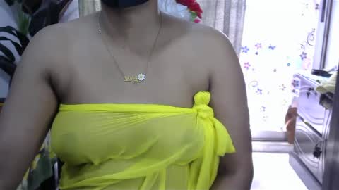 horneydesibaby online show from February 25, 5:19 am