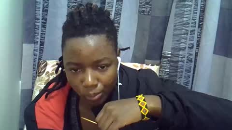 Leila online show from March 31, 7:14 pm