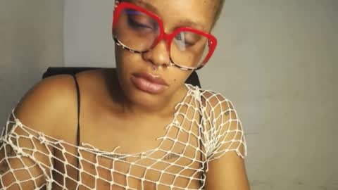 horny_ebonygirl_ online show from June 9, 8:58 am