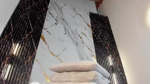 hot__genesis online show from February 28, 4:28 pm