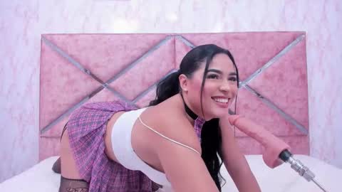 Emily online show from October 17, 11:46 am