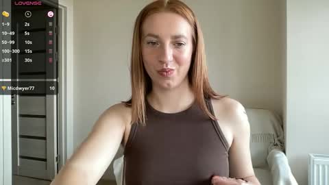 Lina online show from October 3, 1:16 pm