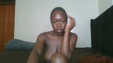 Hot petite online show from April 14, 6:52 pm