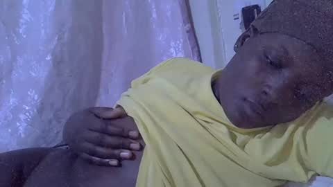 RAYLAH online show from April 8, 4:47 am