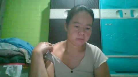 hotchicks4uxx online show from January 13, 10:24 pm