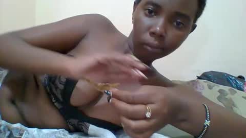 Queen online show from March 8, 8:46 pm