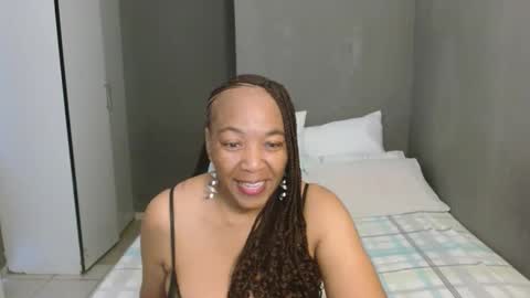 hotlilya online show from June 7, 8:10 am