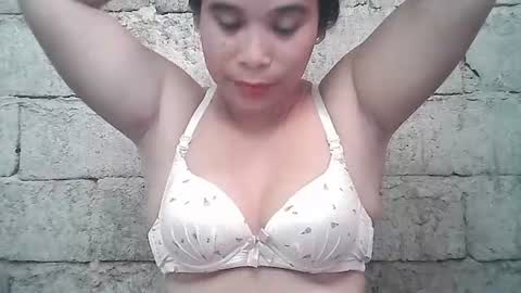 flor online show from August 4, 10:49 pm