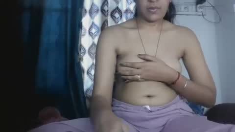 lola online show from April 22, 7:38 am