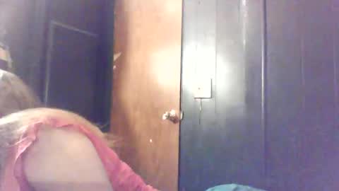 hotredhead666 online show from January 16, 4:52 am