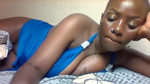 Amalia online show from December 16, 11:54 pm