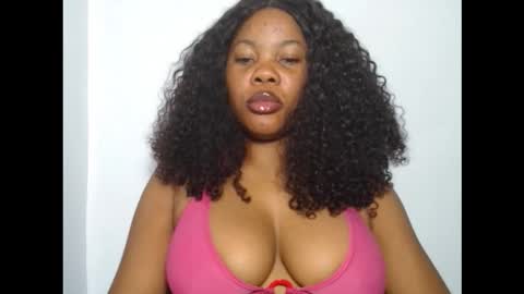 hotty_lora889 online show from October 3, 8:58 pm