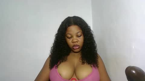 hotty_lora889 online show from February 14, 8:05 am