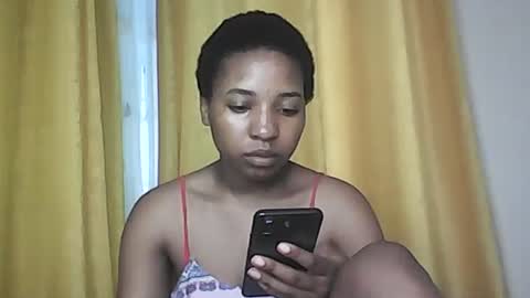 hunsweetpie online show from September 25, 4:22 am