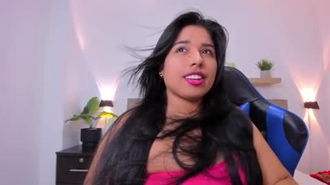 H U R R E M online show from January 13, 6:56 pm