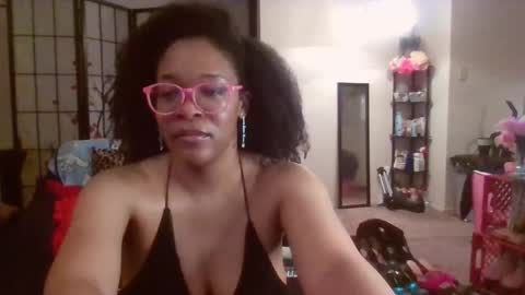  HysteriaHeels  online show from May 4, 4:16 am