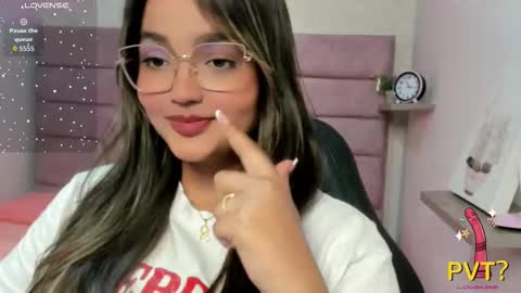 iam_lina online show from March 20, 7:19 pm