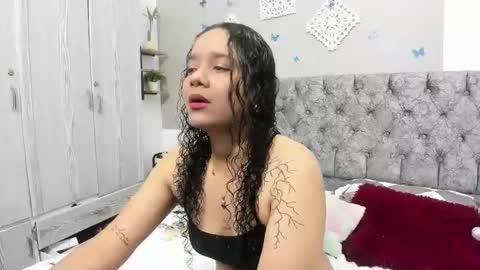 iam_mai online show from March 6, 3:35 am