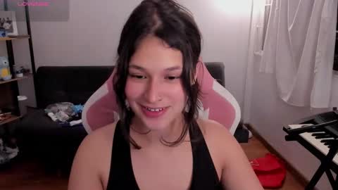 On instagram Imm  NikkiHelp me reach 100 likes online show from February 3, 6:33 am