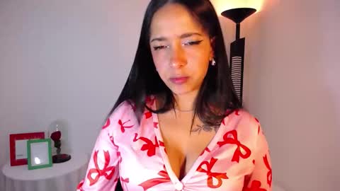 Camila online show from December 2, 3:30 am