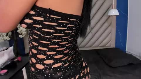 ibbie_ online show from November 13, 12:04 pm