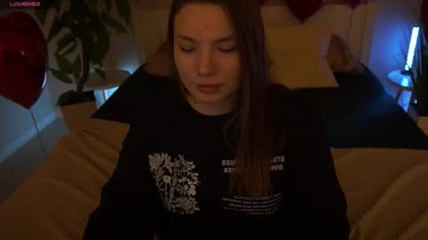 Danielle online show from February 6, 5:38 pm