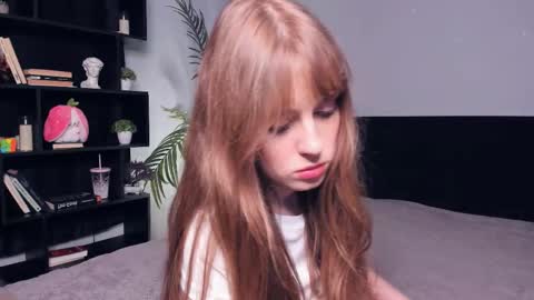 Jane online show from November 8, 9:25 am