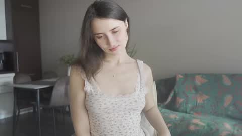 Belle online show from February 18, 12:28 pm