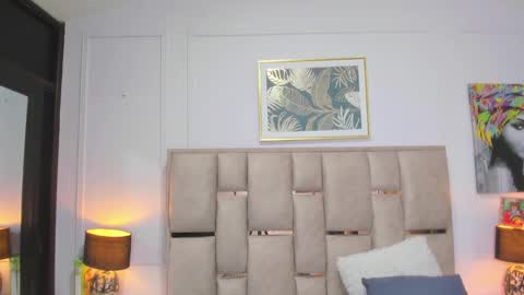 ILY   online show from December 30, 1:58 am