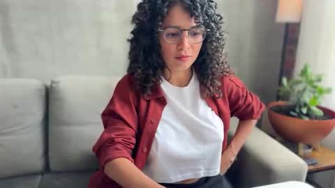 Kloe online show from September 30, 8:03 pm