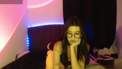 Ily Bea online show from October 4, 1:00 am