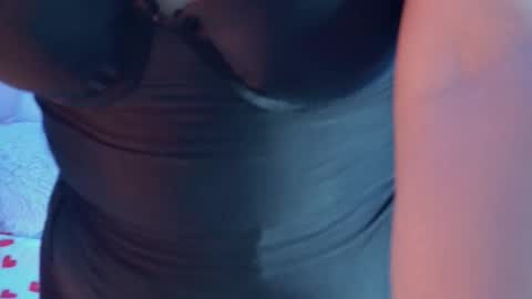 aurora online show from November 18, 7:59 pm