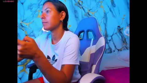 im_emma26 online show from August 1, 12:51 pm
