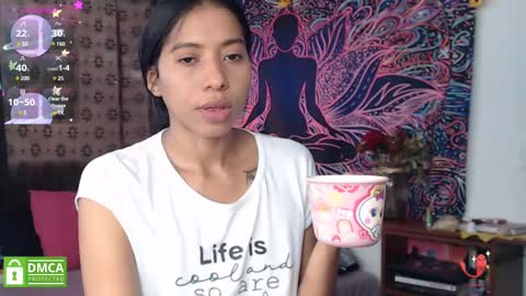 Cutie pie online show from March 6, 2:40 pm