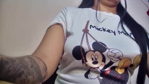 mia latina online show from March 18, 11:32 pm