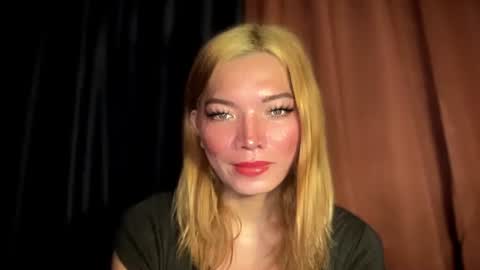 Mika online show from March 2, 4:12 am