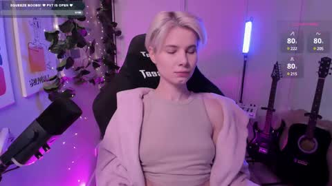 Mia online show from February 19, 9:50 am