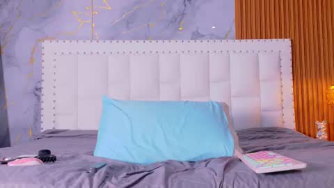 LITTLE AINHOA  online show from September 29, 7:41 pm