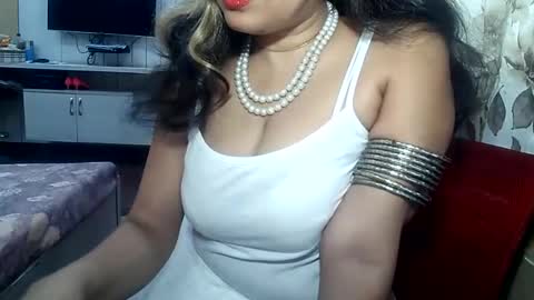 Radha online show from February 24, 6:15 pm