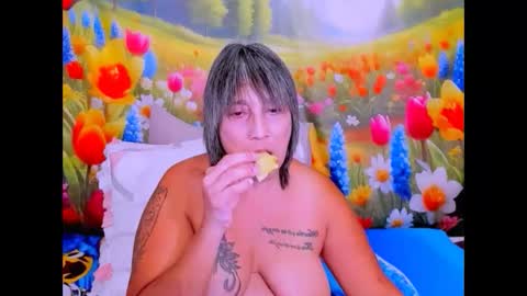 indianroxy27 online show from March 19, 6:45 pm