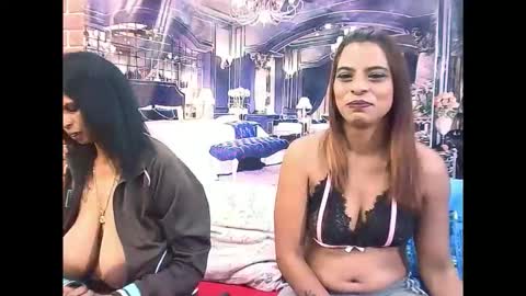 indiansexyass4u2luv online show from March 2, 7:15 am