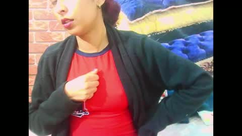 indiansexybutt4u2luv online show from June 23, 5:27 am