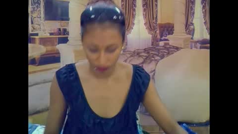 indiansexybutt4u2luv online show from February 12, 6:26 am