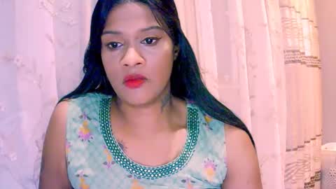 Snapshot of indiansexyy21 chatting on April 16, 5:12 pm indiansexyy21 online show from April 16, 5:12 pm