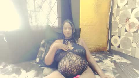 tina online show from February 13, 8:05 am