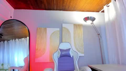 Indigo Wild  online show from February 3, 2:53 am