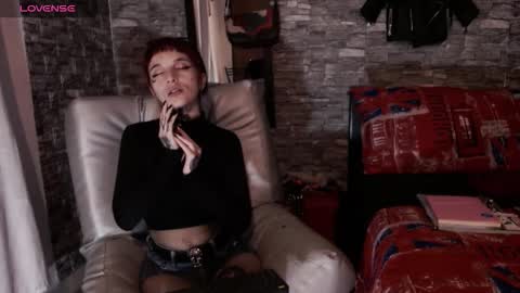 MOLLY online show from November 6, 6:52 am